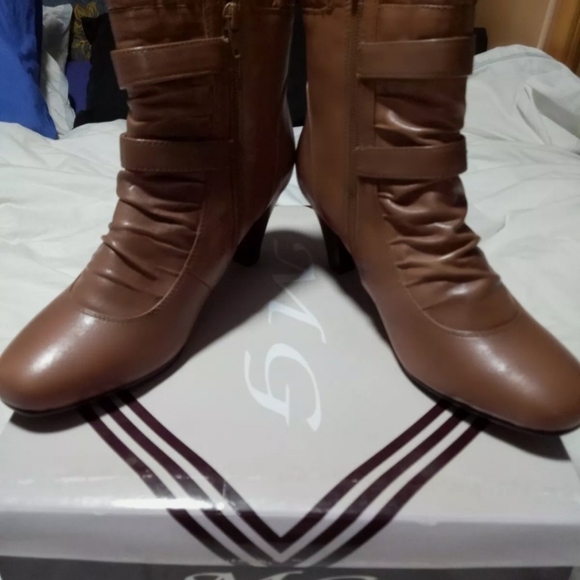 MG' new Ankle Boots, Light Brown, Leather Upper, Size 7,in original box - Picture 3 of 5